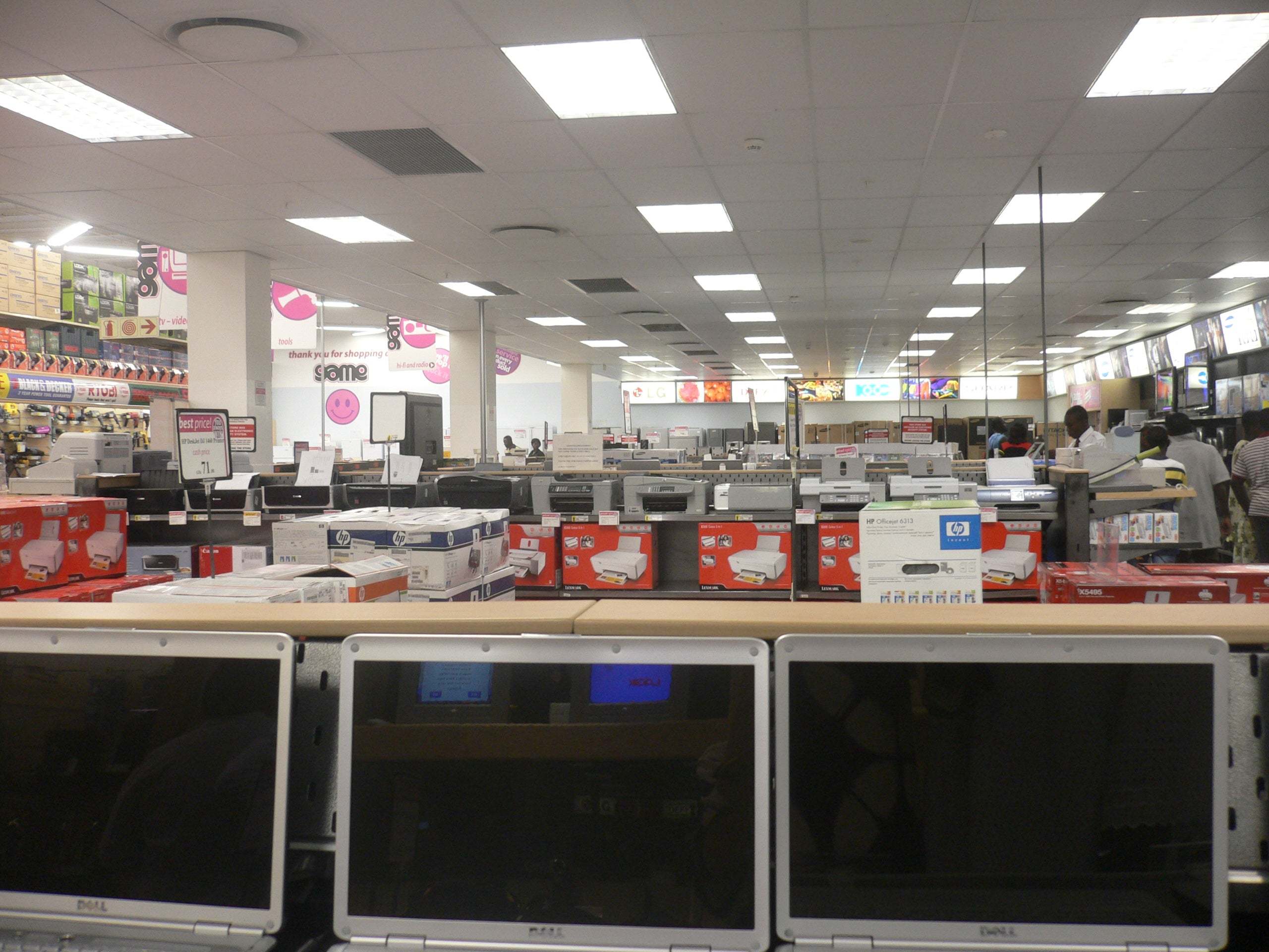 What Are the Advantages of Shopping in an Electronic Store Qatar? - Think24 Gaming & Gadgets Qatar What Are the Advantages of Shopping in an Electronic Store Qatar? - Think24 Gaming & Gadgets Qatar
